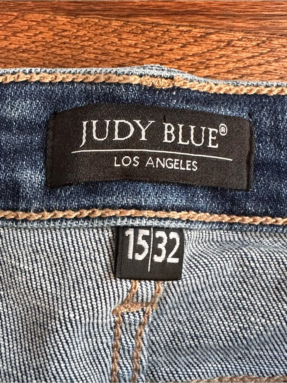 Judy Blue Womens Jeans Size 15/32 Blue Denim Skinny Fit Capri Distressed Stretch